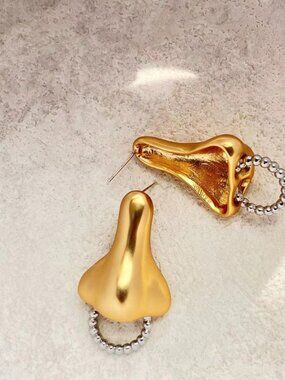 Schiaparelli Abstract Facial Features 18K Nose Stud Earring